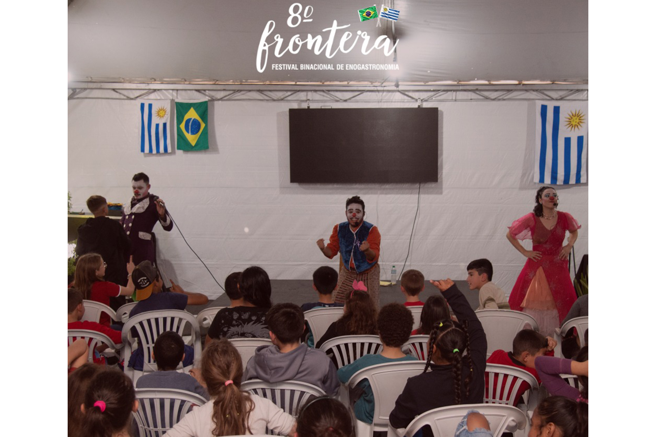 Desconcerto Palhacístico Musical na Feira Binacional do Livro de Sant'Ana do Livramento 2023.