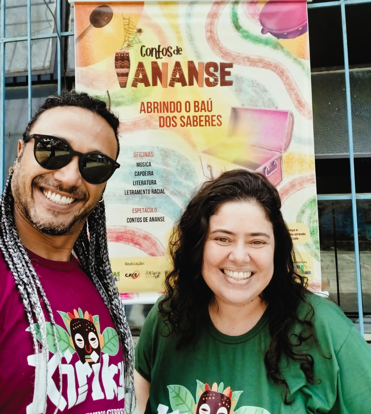 Projeto “Abrindo o Báu dos Saberes” realiza circulação do espetáculo “Contos de Ananse” e oficinas formativas